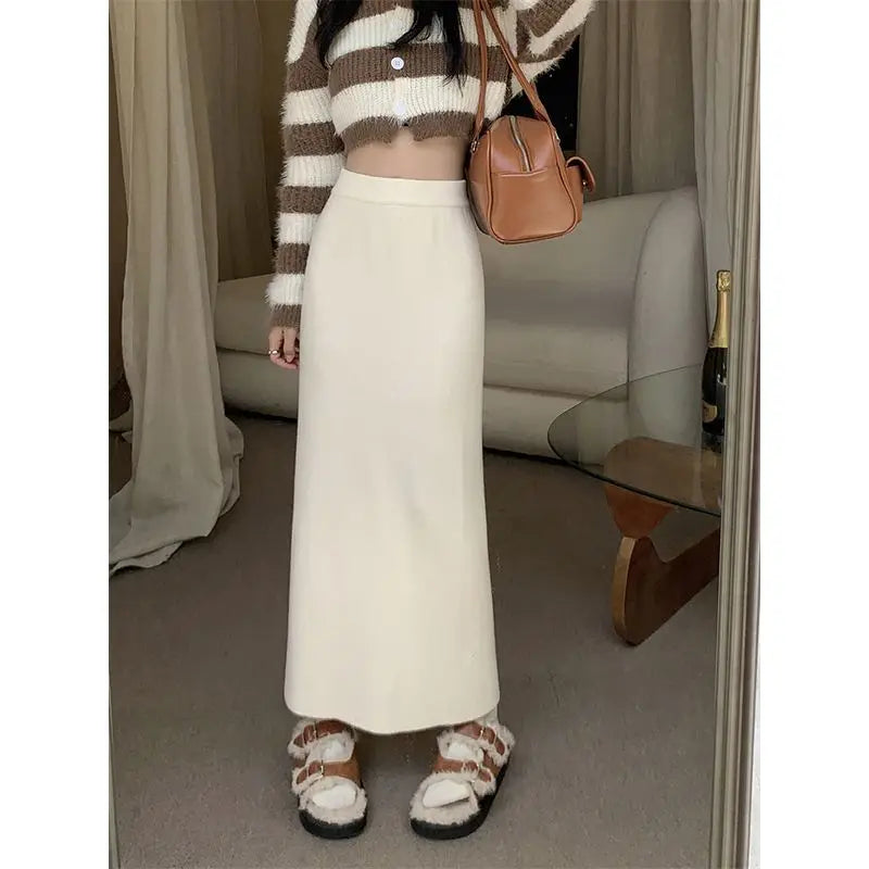 Autumn and Winter Straight Knitted Skirt Women's High-waisted A-line Skirt Casual and Versatile Elastic Midi Skirt