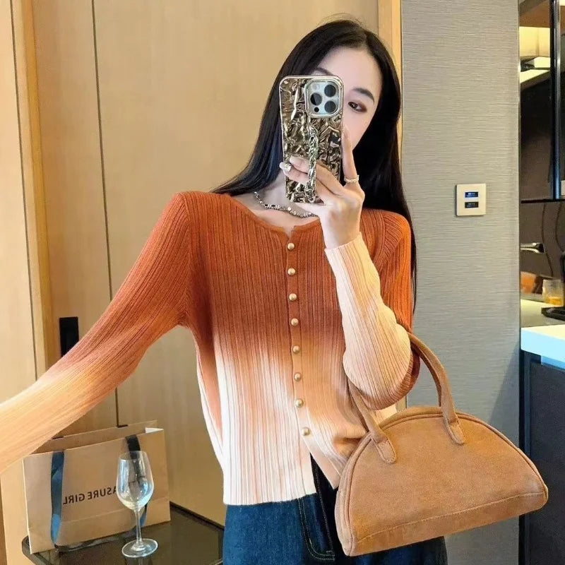 Gradient High-end Gray Contrasting Round Neck Long-sleeved Cardigan Base Women's Casual Fashion Top